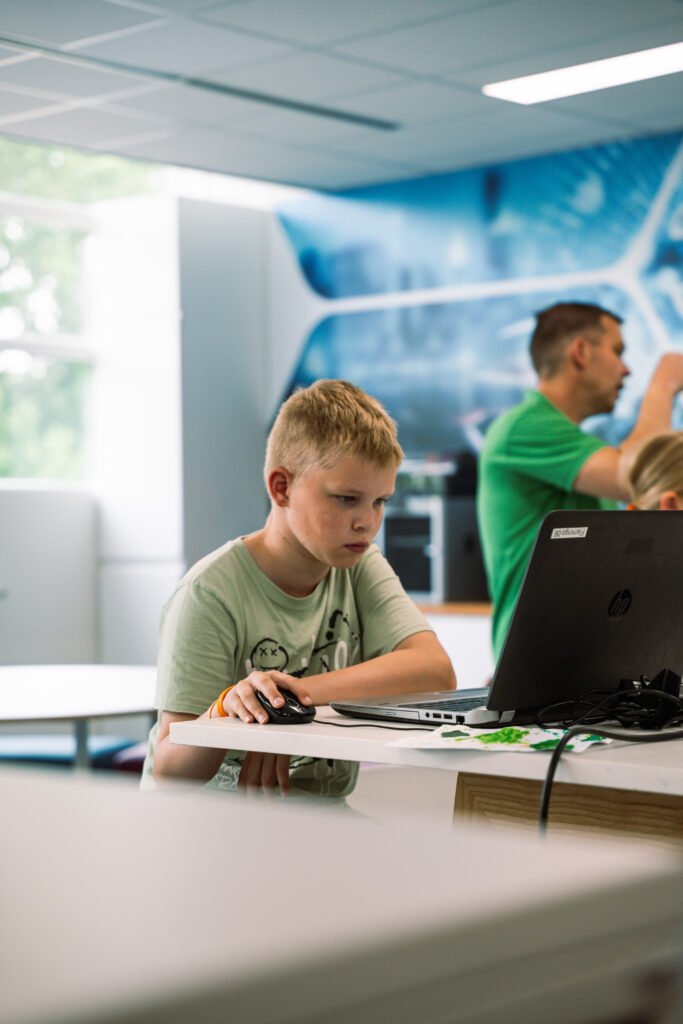 Een kijkje in de FabLab-werkplaats, foto 2